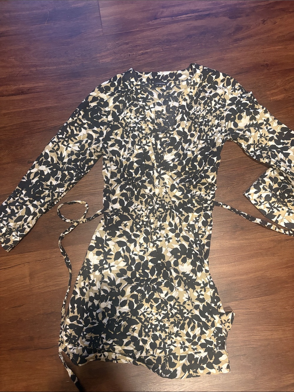 Lands' End Long Sleeve Floral Wrap Dress in Black and Cream - or cover up